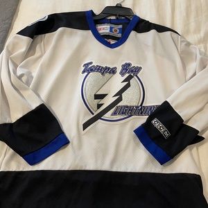 Tampa Bay lightning Jersey adult LG